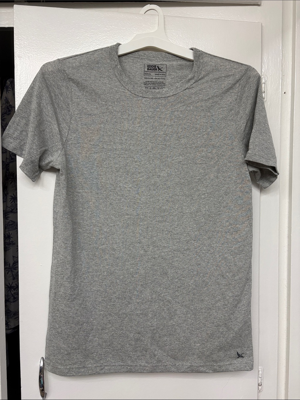 Eddie Bauer Men's Heather Gray Crewneck Short Sleeve Tee